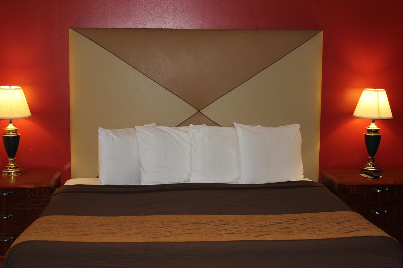Econo Lodge オスカルーサ  エクステリア 写真
