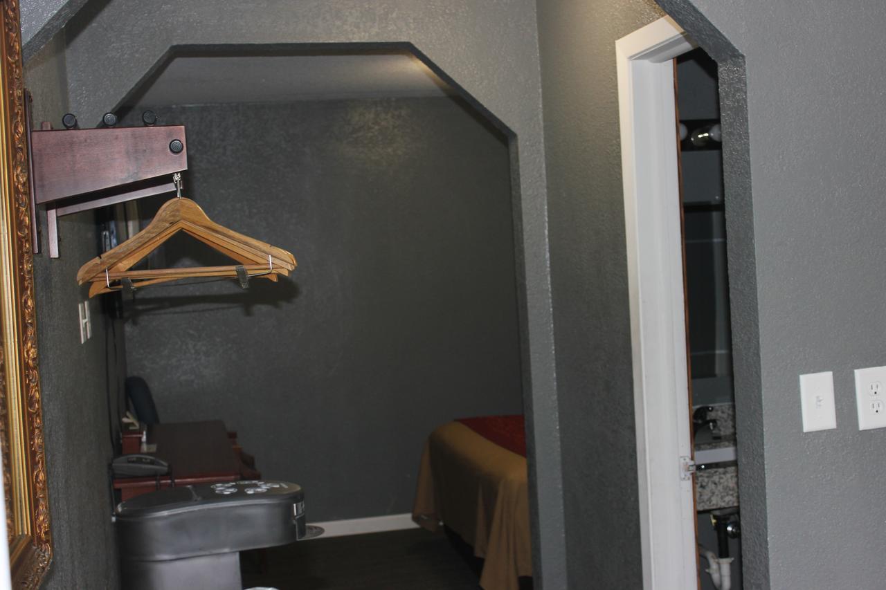 Econo Lodge オスカルーサ  エクステリア 写真